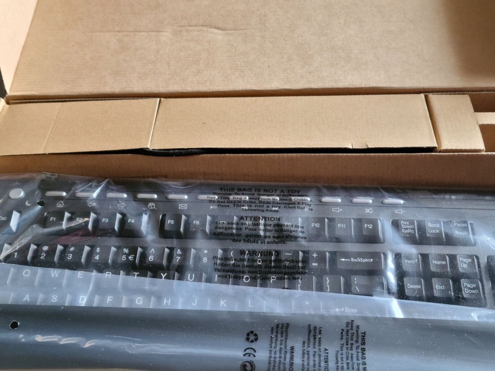 Wireless Keyboard Optical Mouse Micro Innovations #KB982W Desktop *READ FULL*