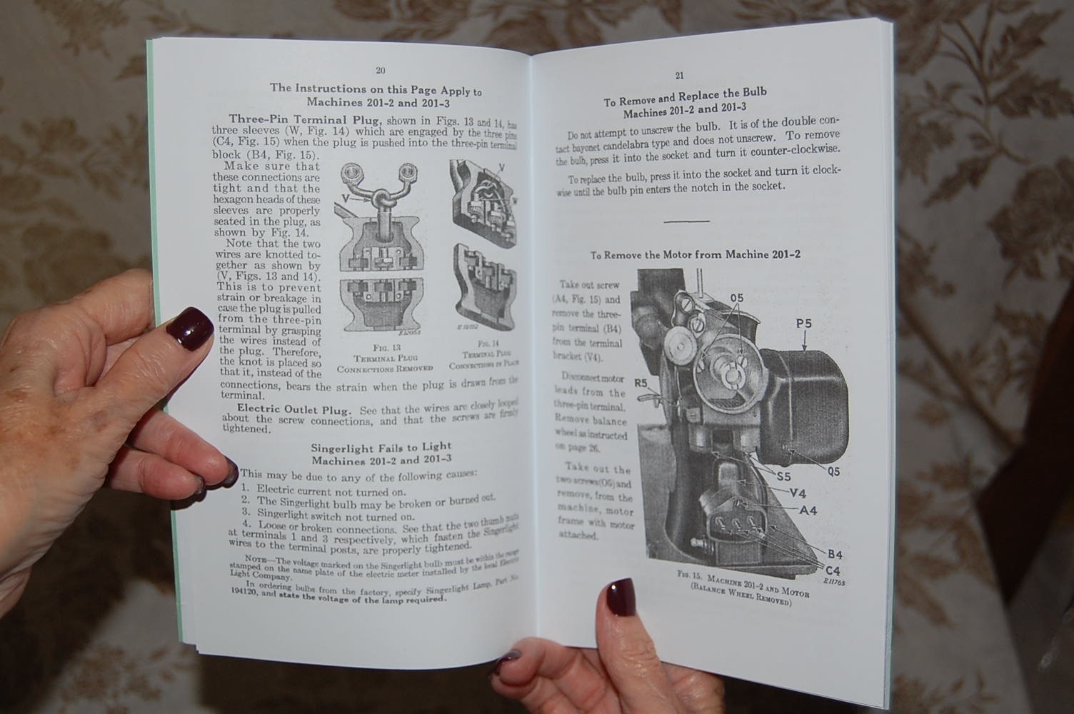 Singer Adjusters Manual for Service and Timing of 201 and 1200 Sewing Machines