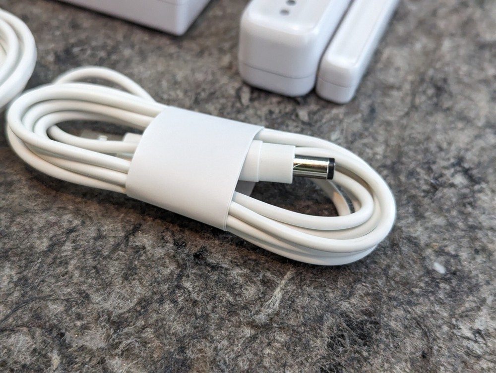 Hive Hub Smart Home, Active Plug, Window/Door Sensor 🔥New Open Box🔥