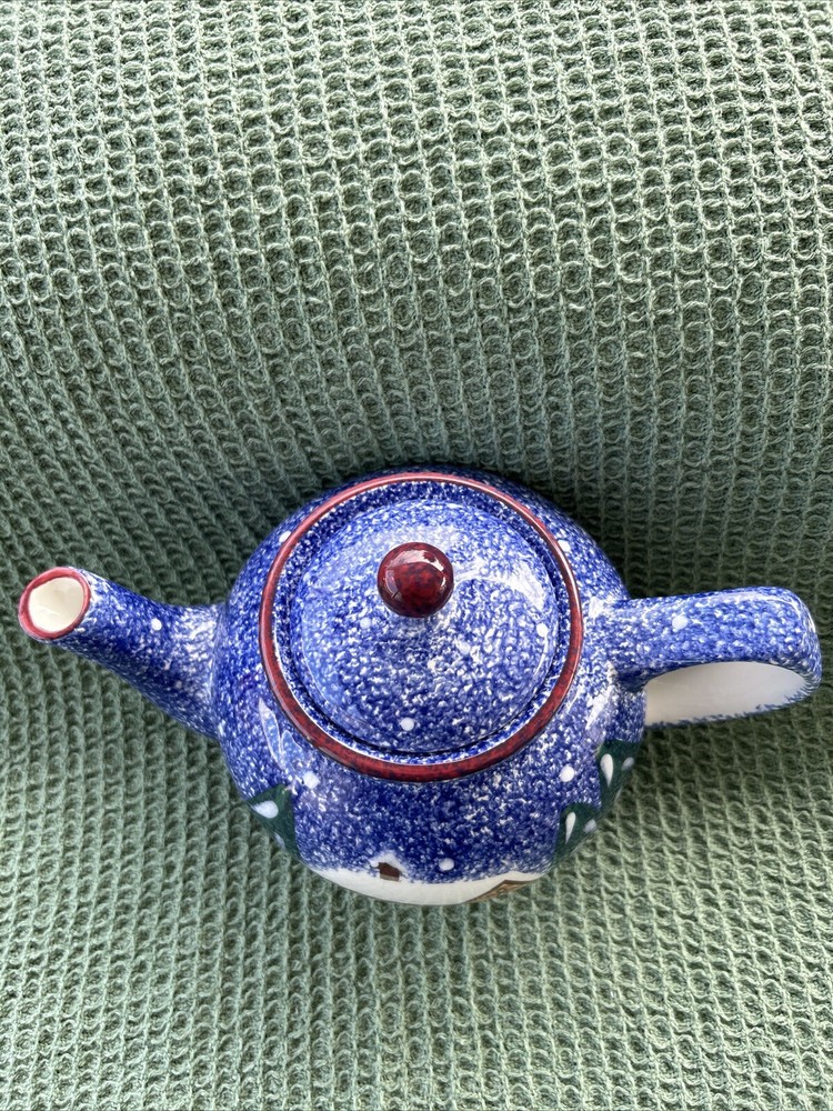 Cook's Bazaar snowy mountain Lodge teapot