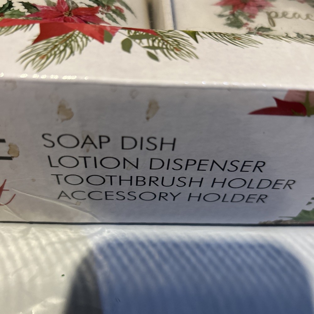 New In Box 4Pc. Christmas Ceramic Bath Set