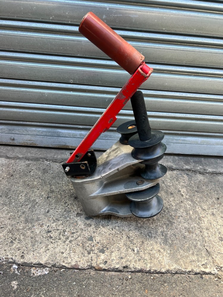 GB Cyclone B-2000 Pipe Bender Replacement Roller Carriage W/ Rollers And Handle