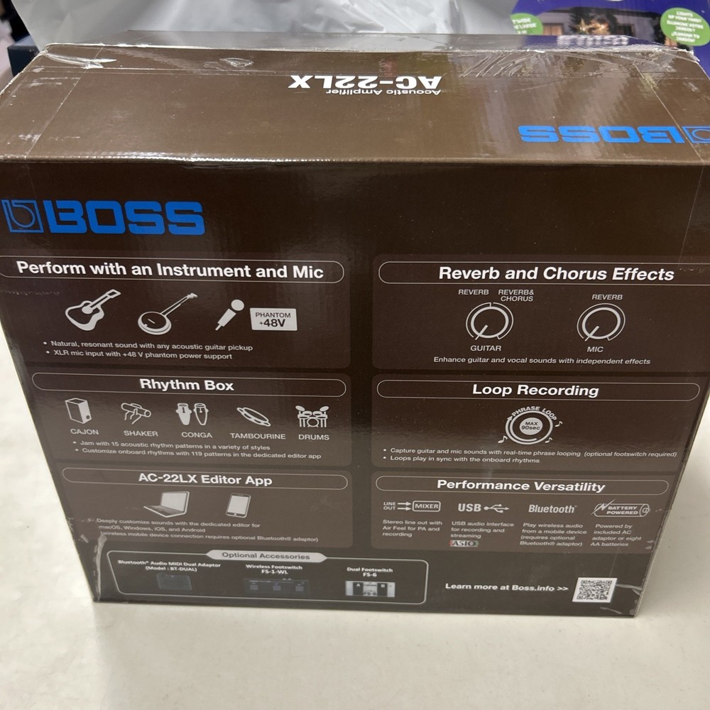 BOSS AC-22LX Acoustic Amplifier