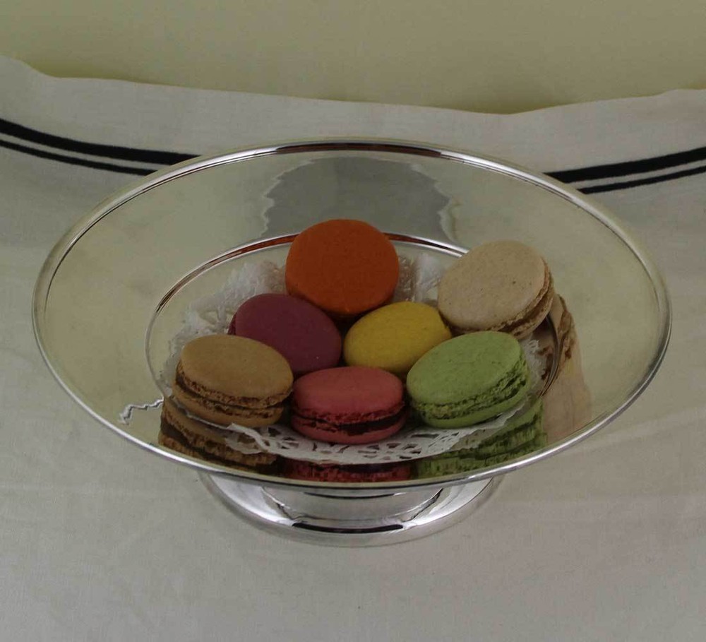 Cake /Fruit Dish Plain on Circular Foot