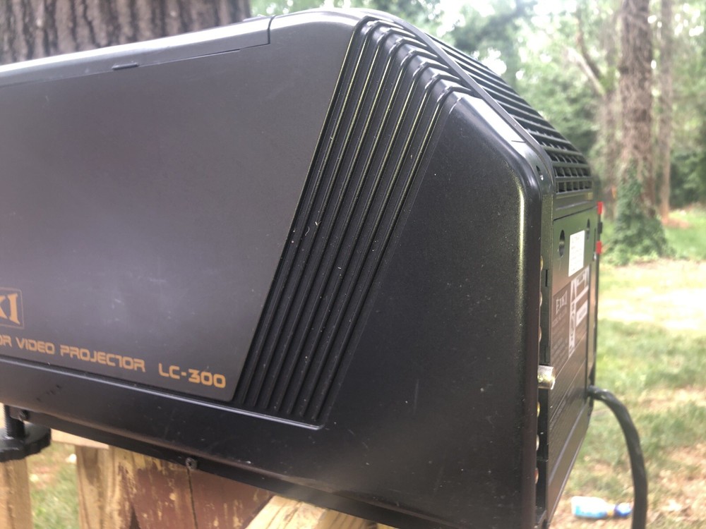 Eiki LC Color Video Projector LC-300