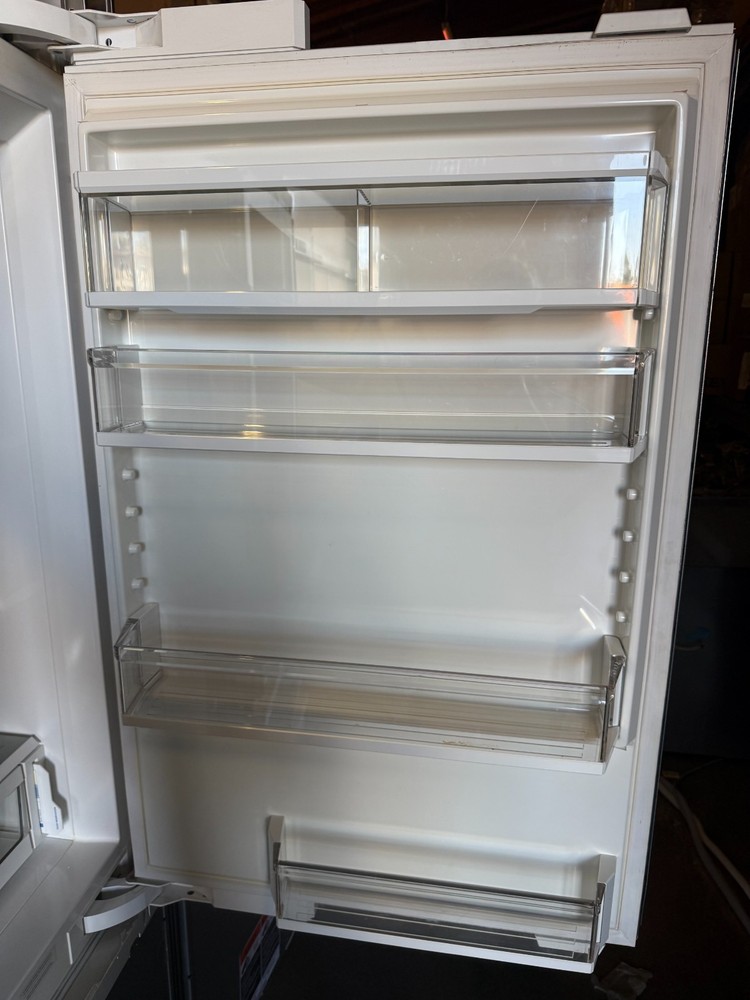 Sub-Zero IT-30RID-RH 30” Built-In All Refrigerator Column – 2015 Display Model