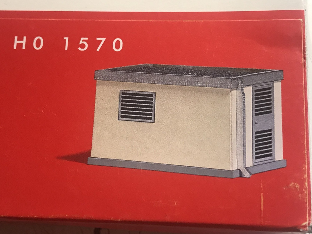 BUSCH HO SCALE TRANSFORMER #1570 NIB