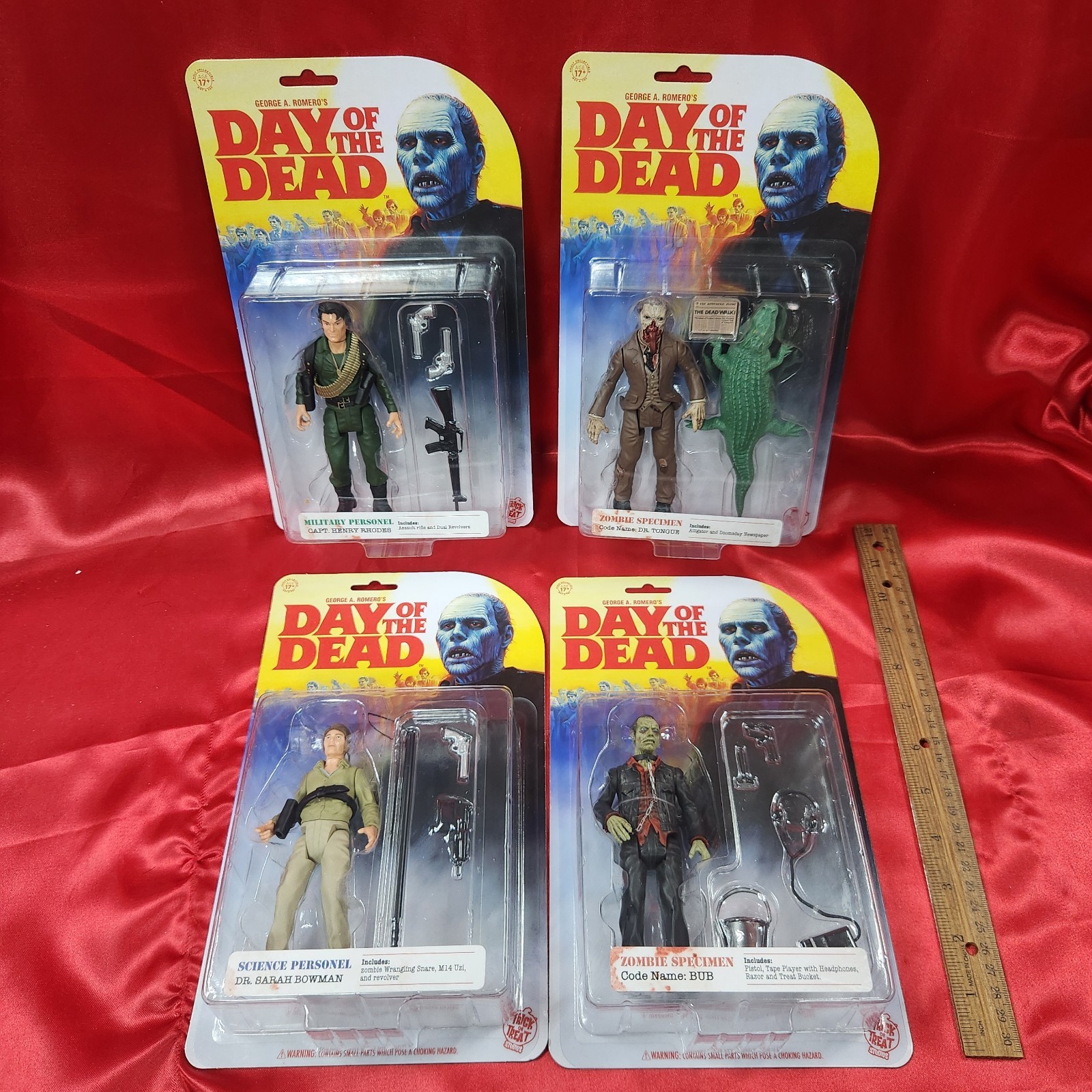 Set of 4 - Day of the Dead Figures - Trick or Treat Studios - IN STOCK
