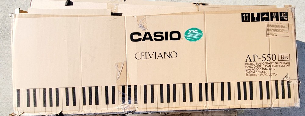 Casio Celviano AP-550BK Console Digital Piano Black Dented