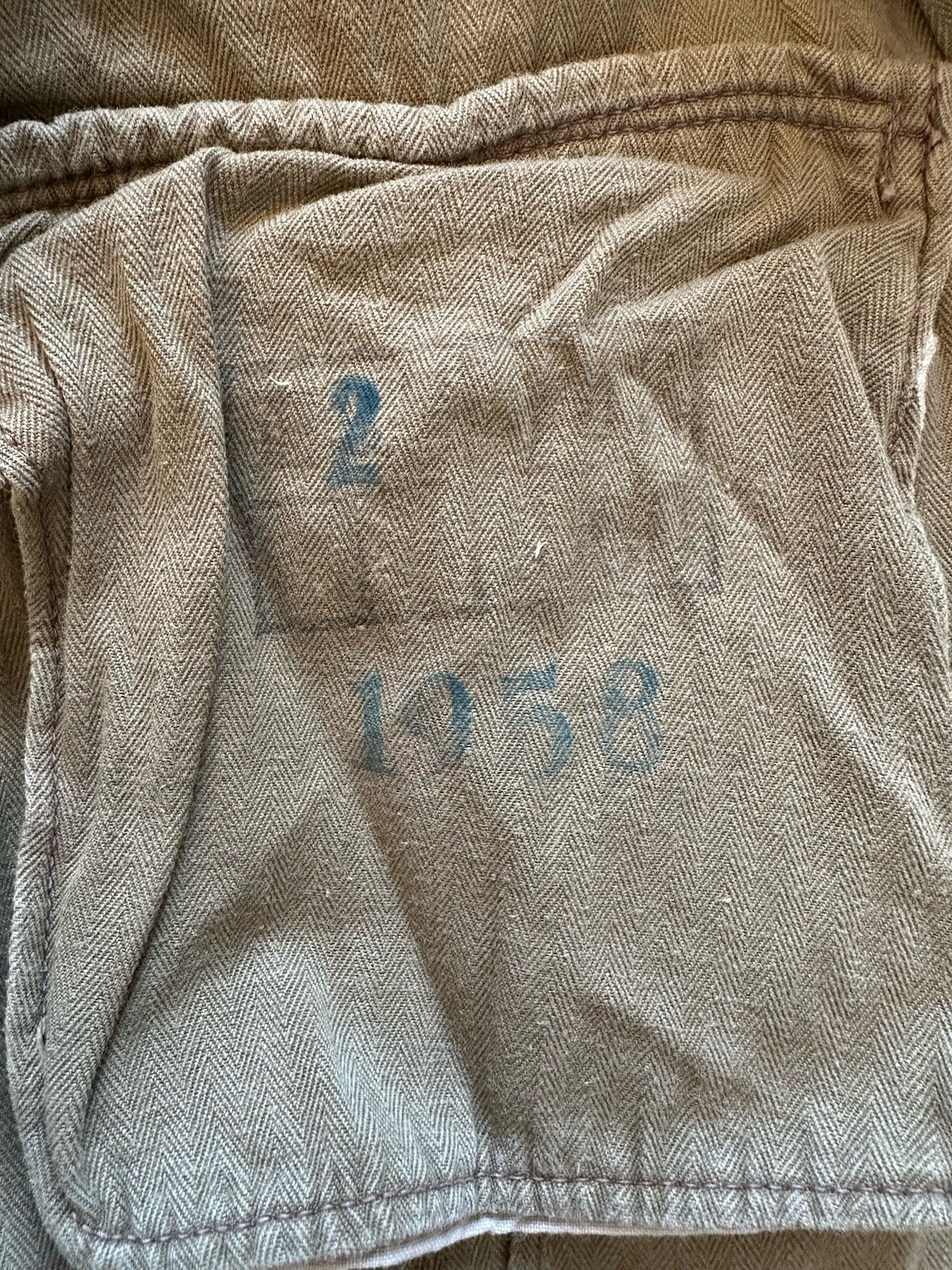 Rare 1950’s Chinese Army Type 58 Uniform HBT Tunic Lot With Belt And Pin /Patch