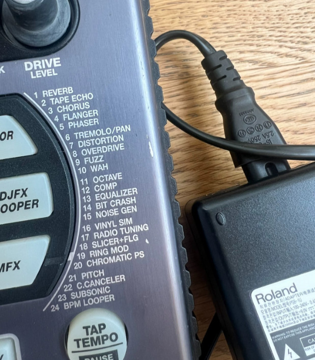 1pcs Roland SP-404SX Sampler