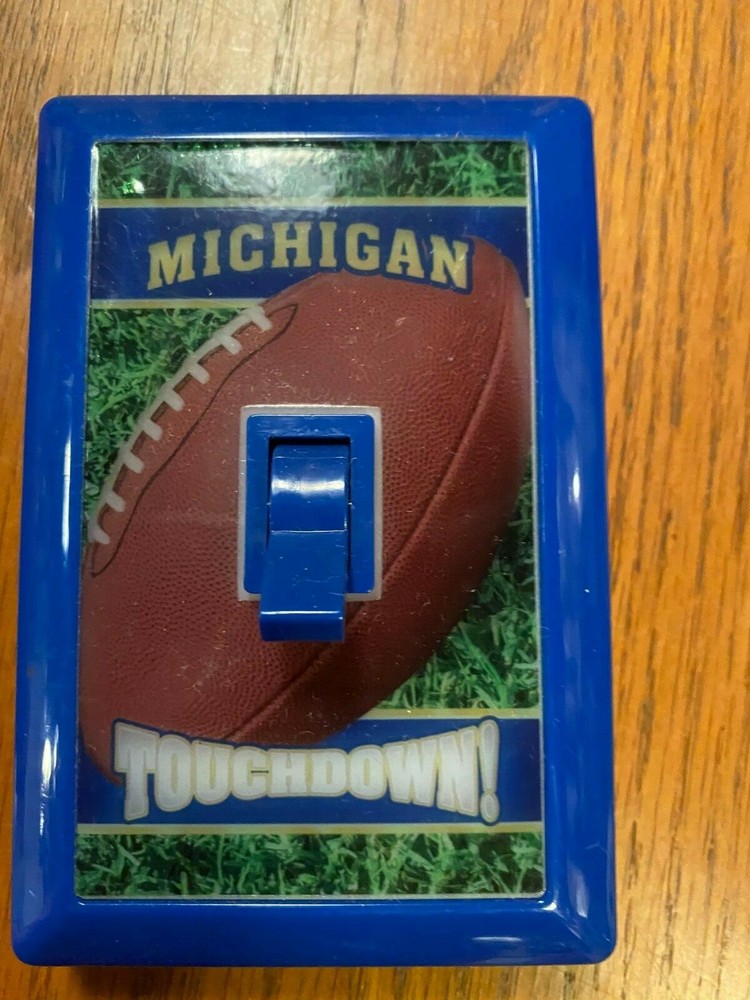 MICHIGAN ---LIGHT SWITCH ---NIGHT LIGHT