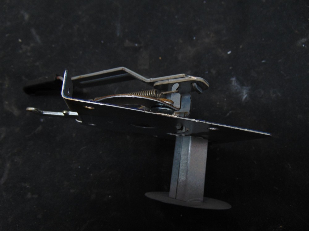 GE Electric Range JB655SK2SS Latch WB14X41386