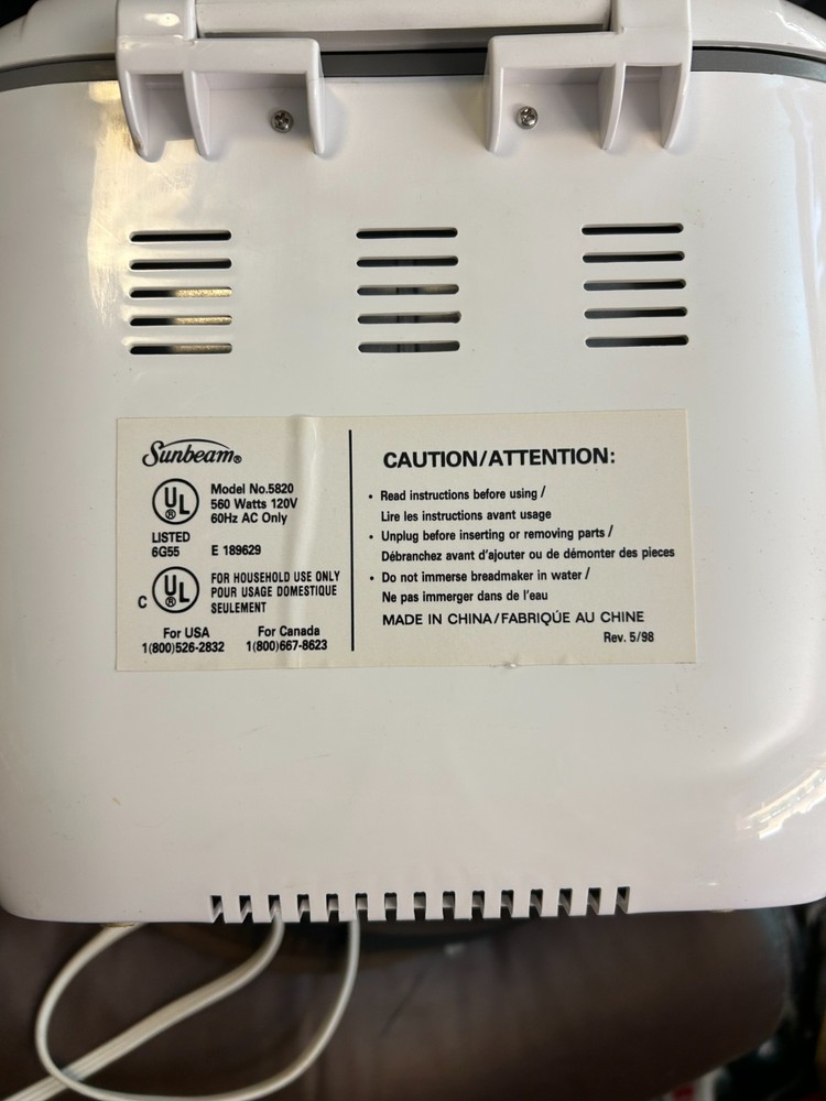 Sunbeam 2 Pound Bread Maker Automatic Machine Model # 5820