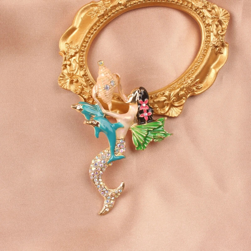High-End Mermaid Colorful Rhinestone Conch Fairy Brooch