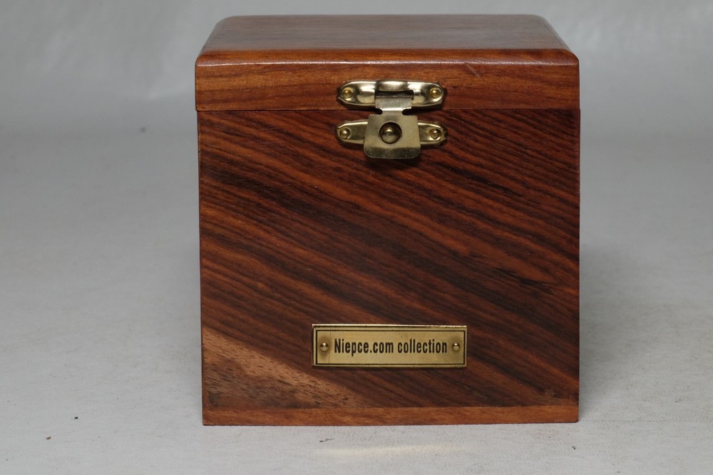 Niepce REPLICA Camera