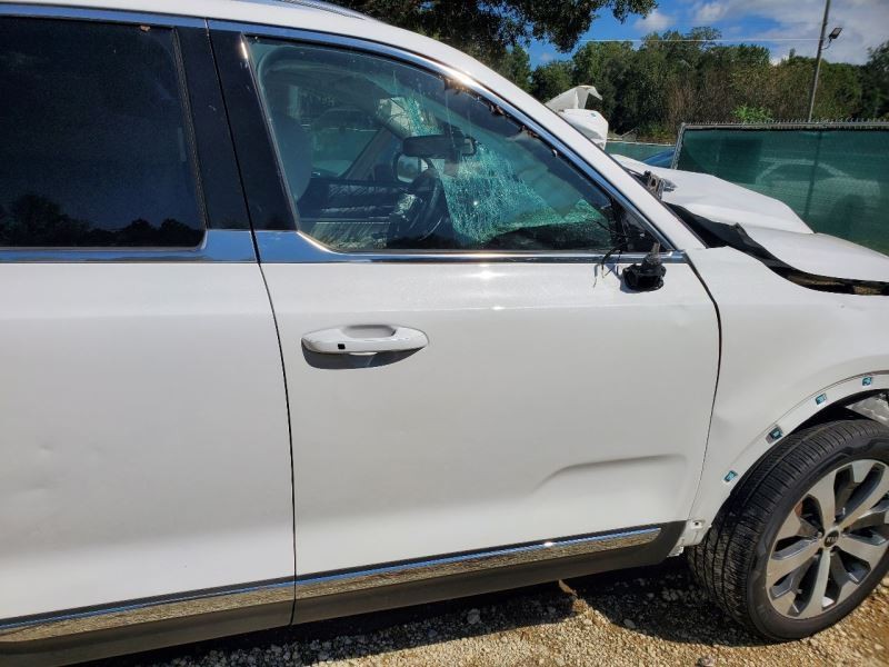 20 22 Kia Telluride OEM Left Rear Blind Spot Monitoring Radar Module 99140-s9000