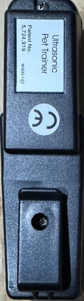 Collarless Ultrasonic Remote Pet Trainer