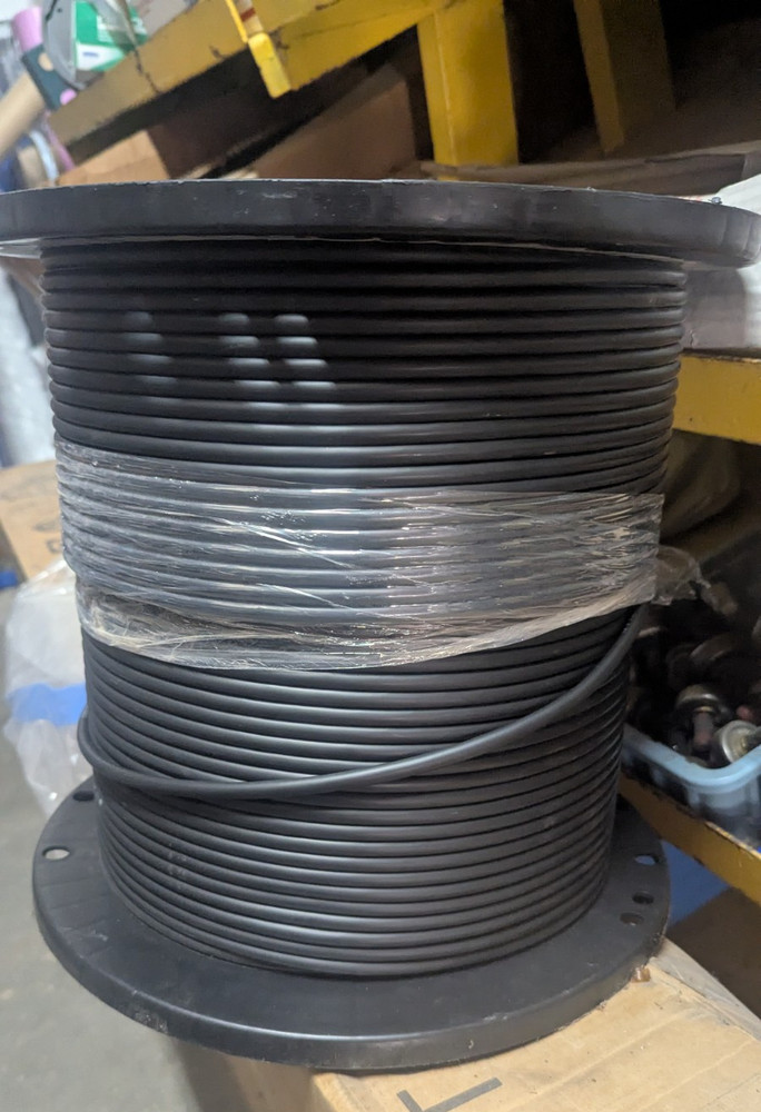 1000 ft comscope cat6 4/23 CS34P