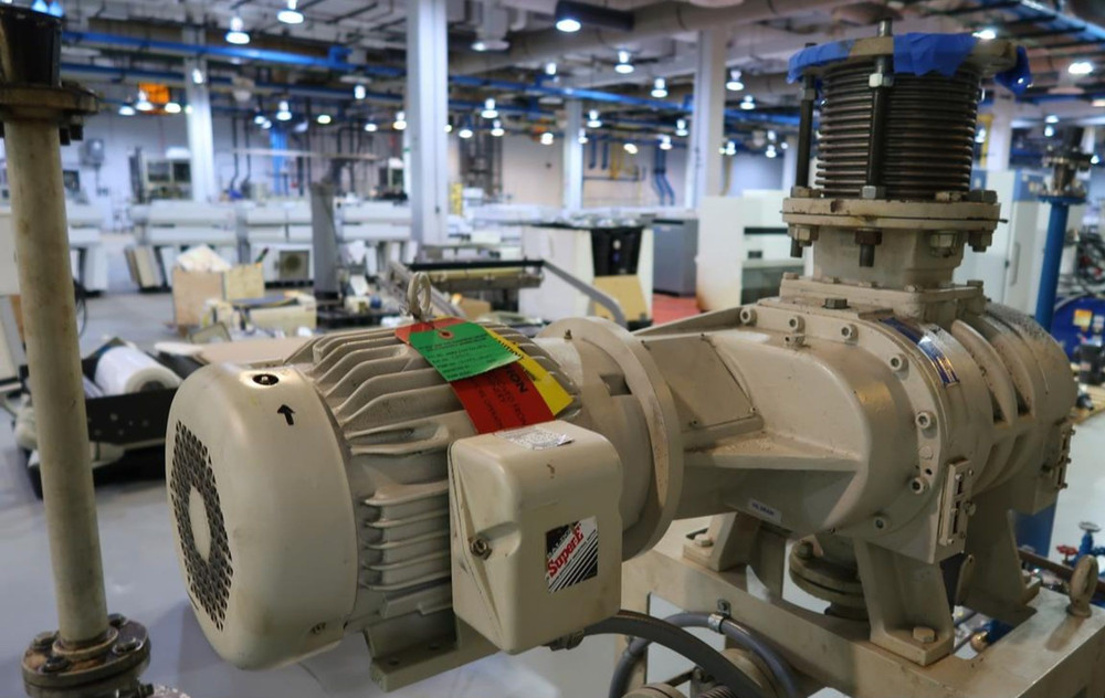 Tuthill 2-Stage Rotary Vane Vacuum Pump System Skid