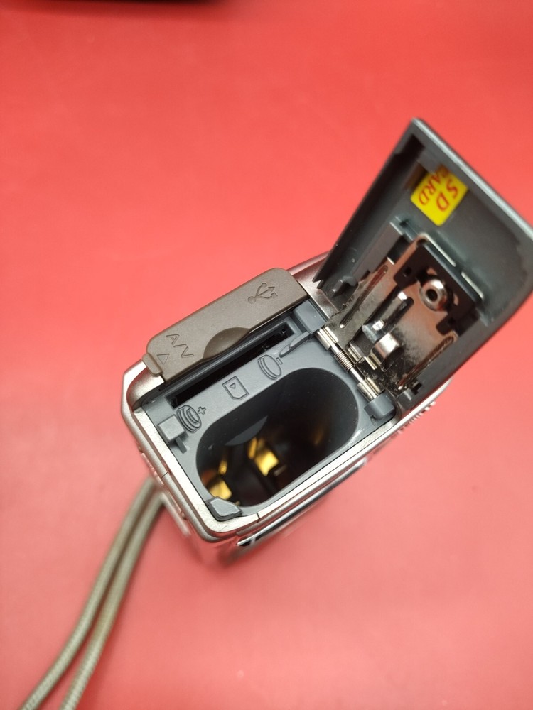 Samsung Digital Camera Digimax 420 4.0MP Silver Tested A