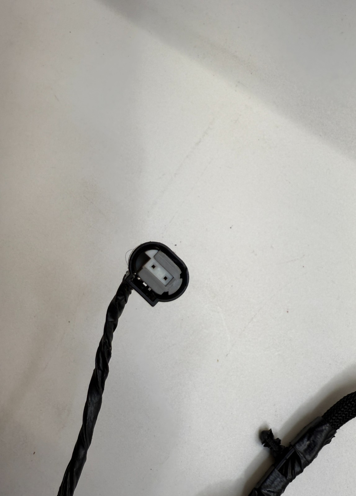 68211876AA OEM MOPAR 13-14 Routan Sliding Door Right Wire Track TESTED