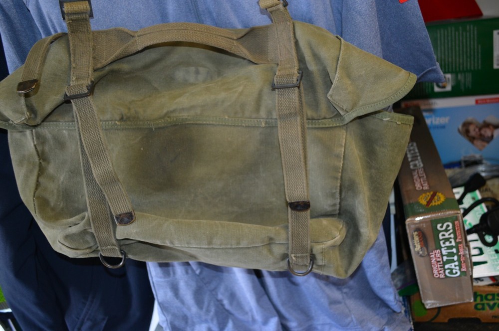 Original WWII US ARMY M1945 Combat Field Equipment Pack Backpack w/ Harness
