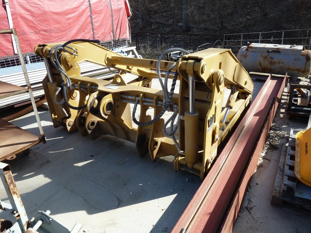 Wicker Pipe Grapple, WPDC 950M,  92 inches wide, fits Cat 950M