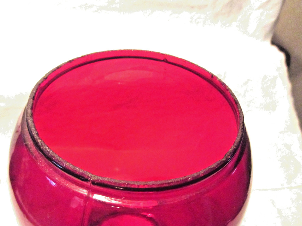 VINTAGE~~RED UNIVERSAL LANTERN GLOBE~~OCT. 27, 1928
