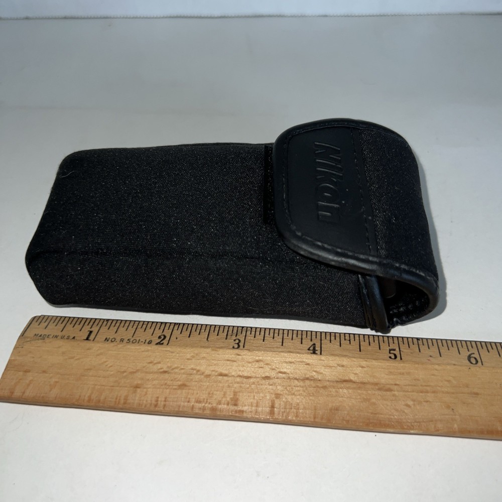 Nikon MS-D10 AA Battery Holder & Case