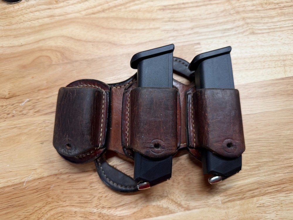 Ernie Hill Speed Leather Black Tripple Mag Pouch Double Stack