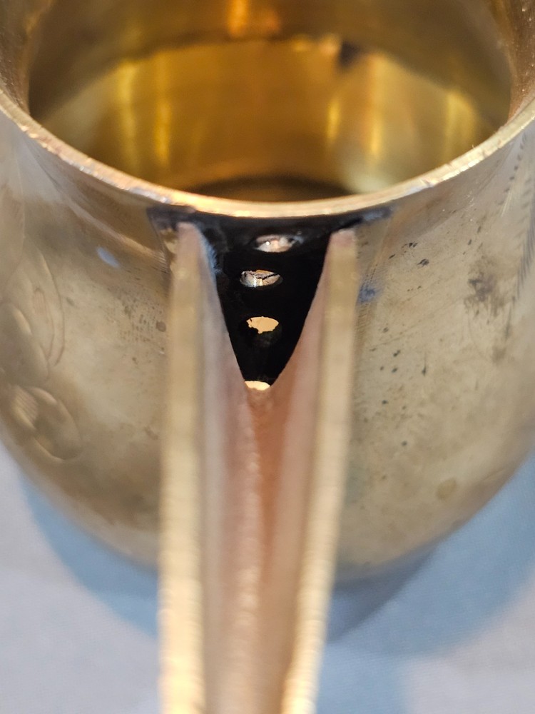 Brass Dallah Coffee Pot – Suitable for Arabic Coffee and Table Décor