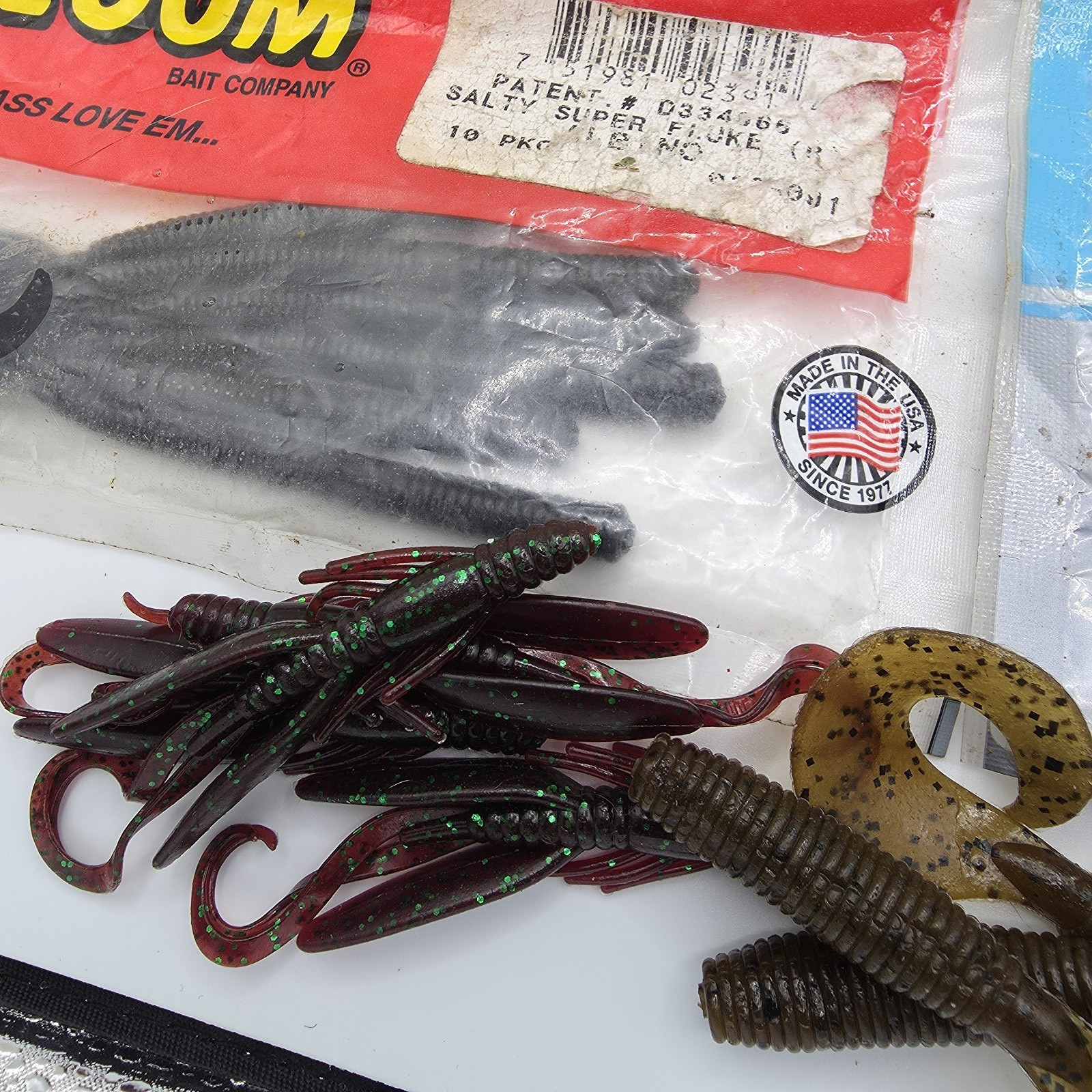 Large Fishing Lure Lot 50 pcs Mixed Brand Soft Plastic Baits