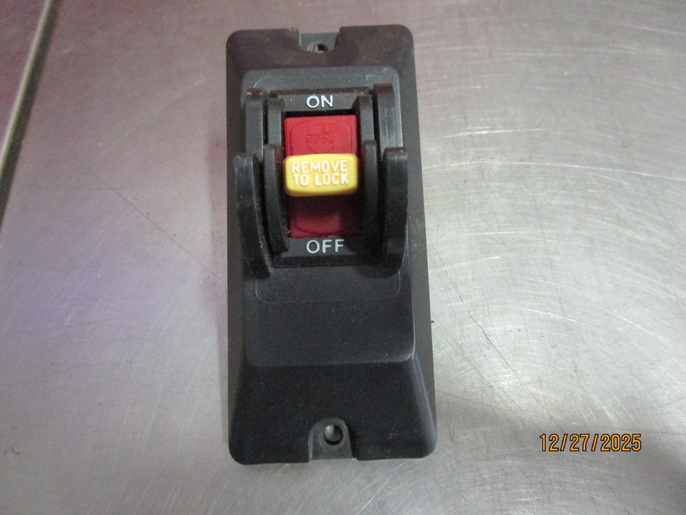 Porter Cable PCXB310BS 9" Band Saw On Off Switch