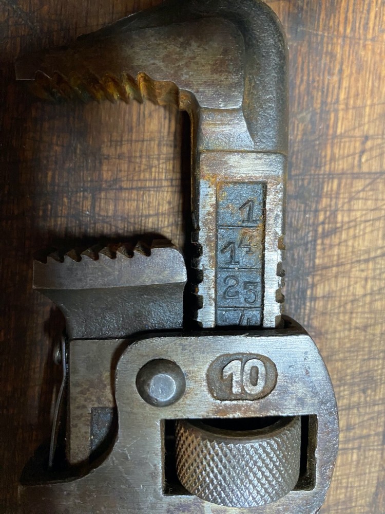WEST GERMANY No. 10 PIPE WRENCH (#4)