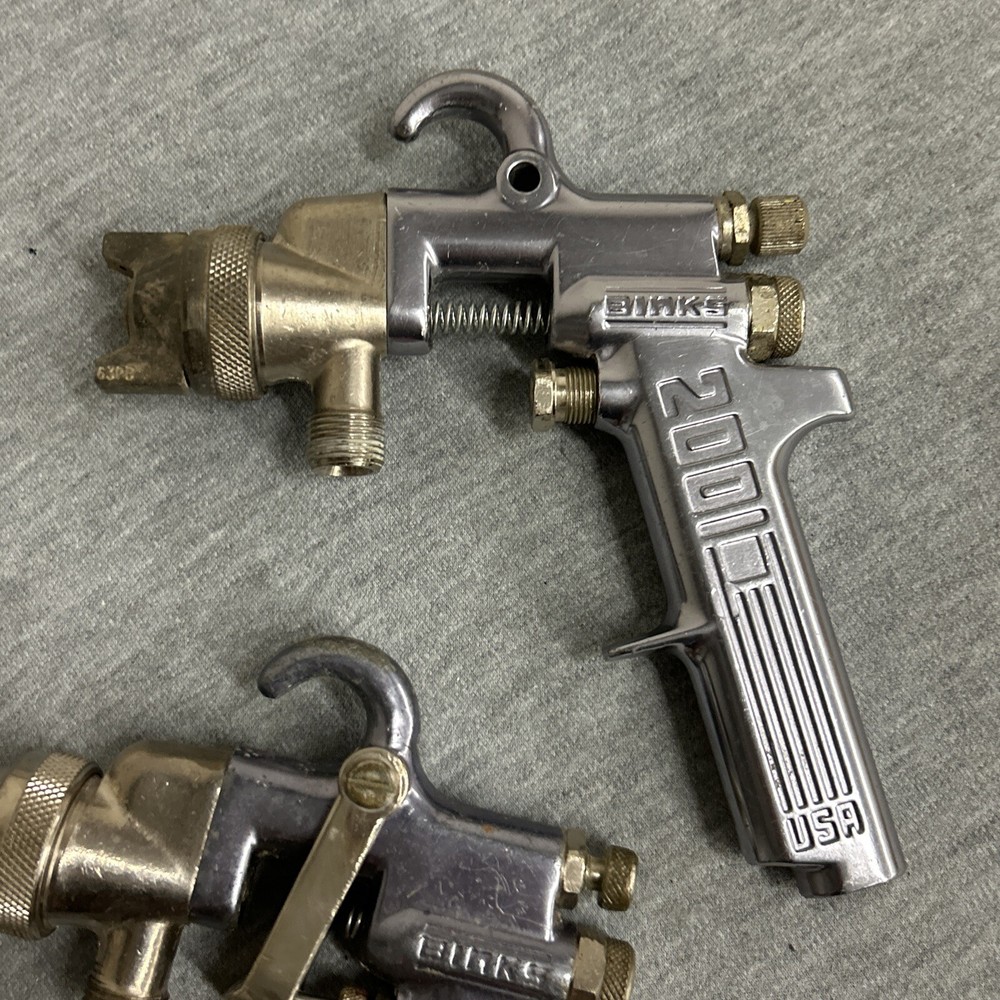 Binks 2001 Professional Spray Guns With Extras (Untested/AS_IS)