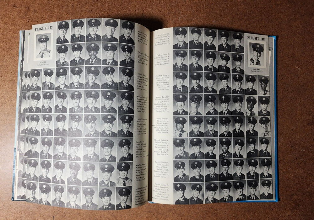 1954 Parks Air Force Base California 3275th Basic Training Recruit Yearbook