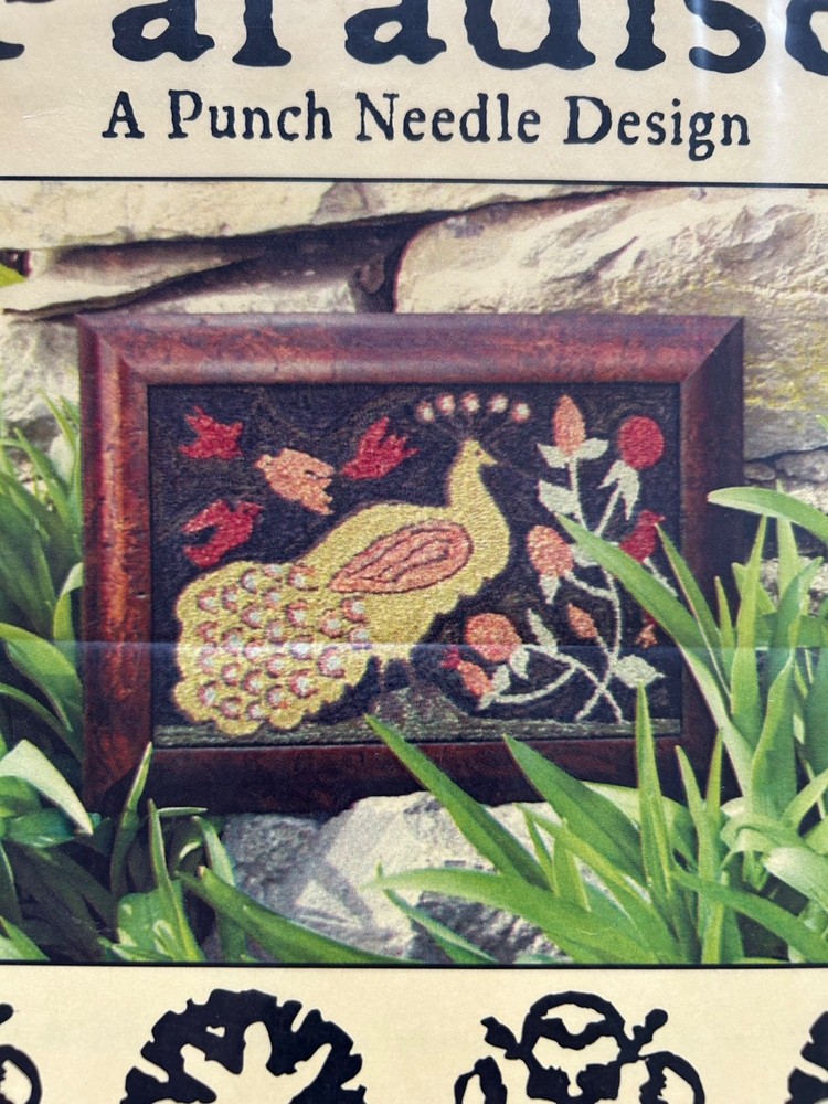 PRIMITIVE PUNCHNEEDLE  EMBROIDERY PATTERN, CRAFTS PUNCH NEEDLE PEACOCK