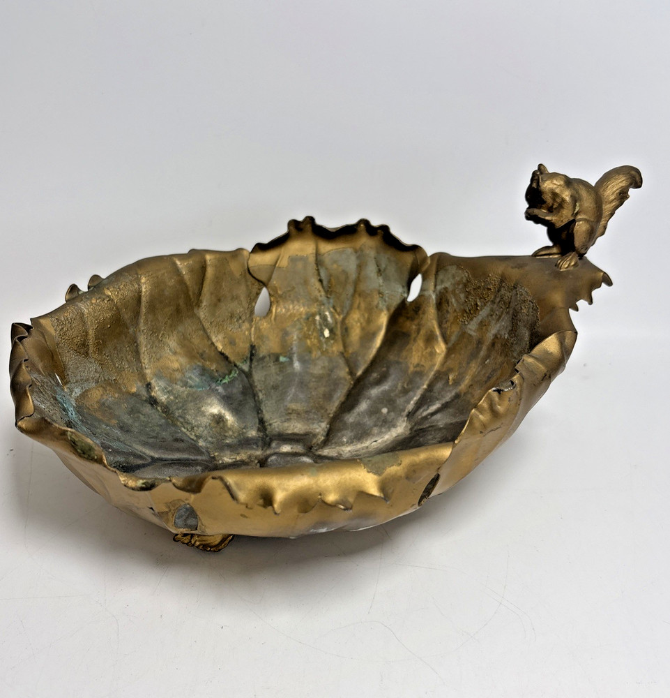 Antique Pairpoint Manufacturing Co. Squirrel Nut Bowl