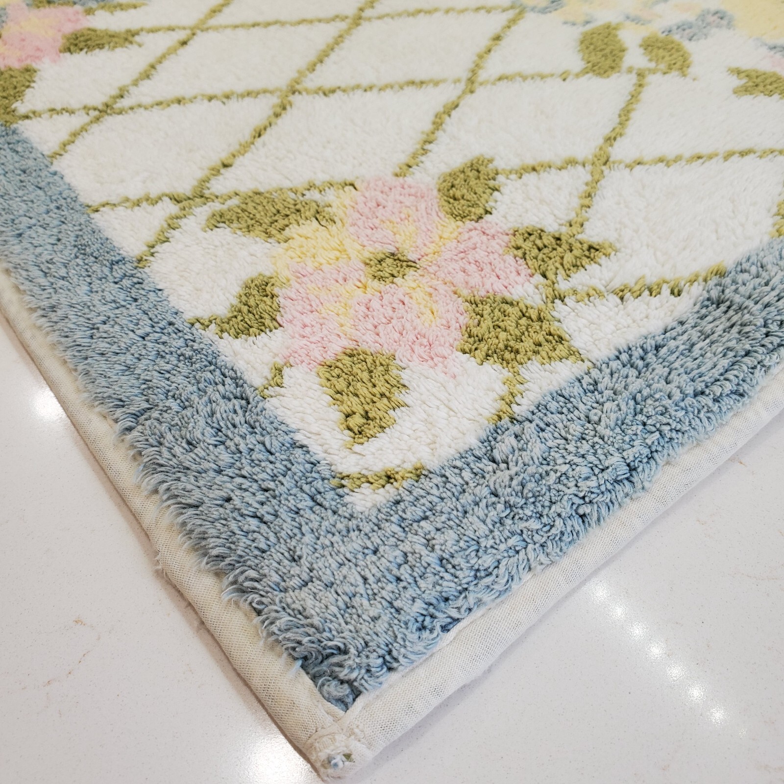 Longaberger Bath Mat Rug Pastel Trellis Pattern Blue Pink Cream White 18.5"x31"