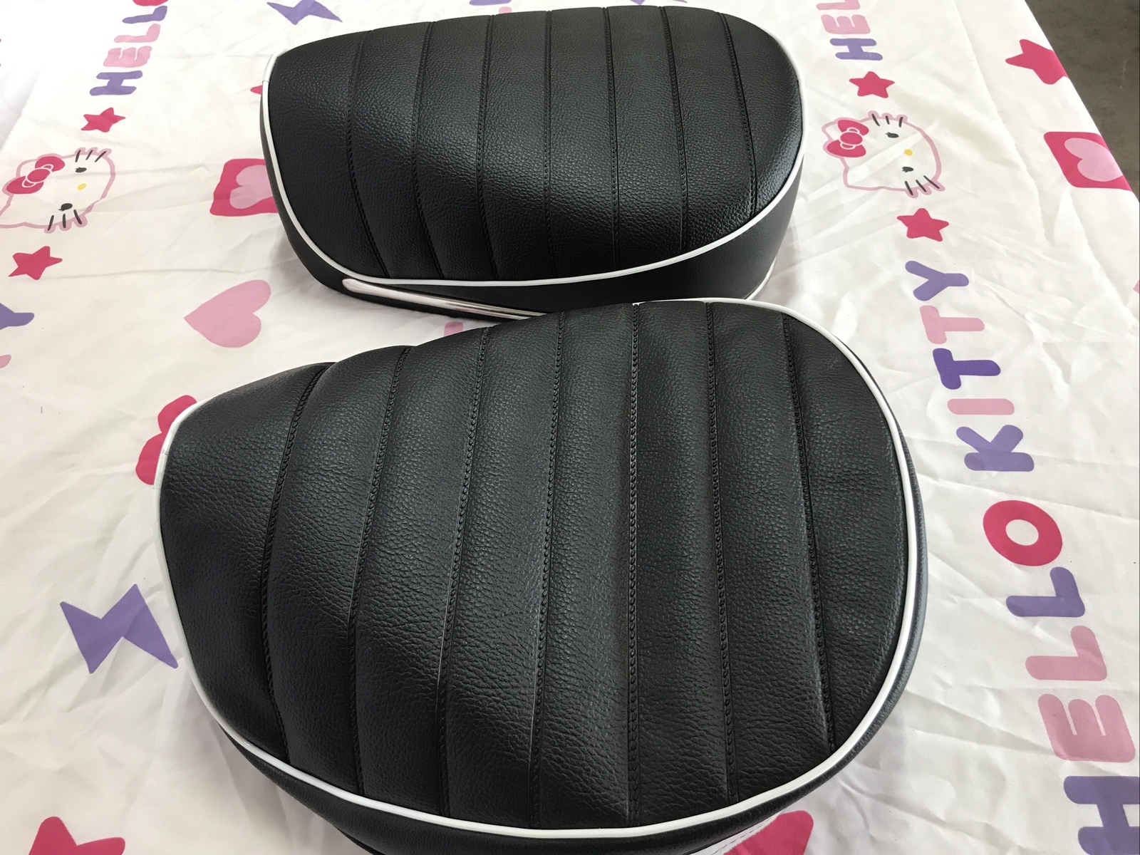 HONDA CT90 SEAT COVER TRAIL 90 SEAT COVER 1969 TO 1971 MODEL SILVER LOGO (H*-33)