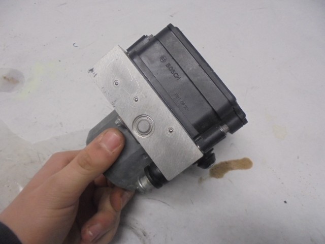 22 CAN-AM RYKER 900 OEM ABS PUMP UNIT MODULE