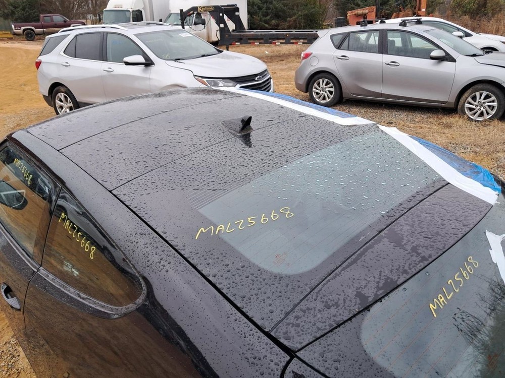 VELOSTER 2017 Glove Box 4918688