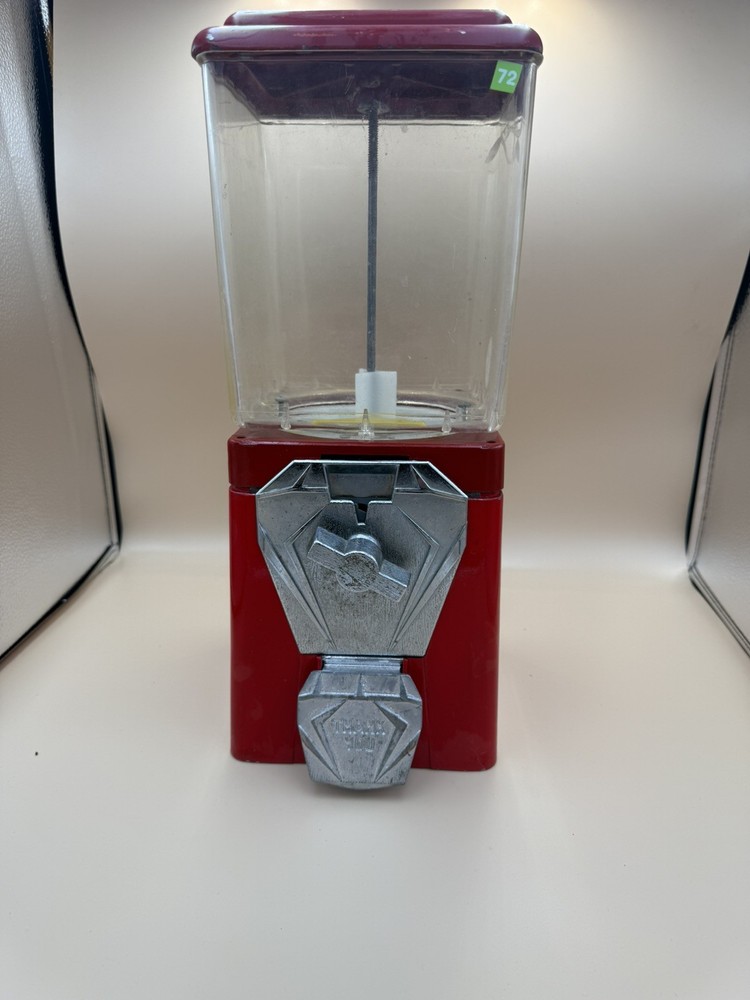Vintage 25 cent Acorn  Candy Bubble Gum Machine