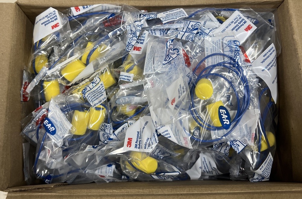 3M E-A-R Classic Foam Earplugs 311-1101, (200 PACK)