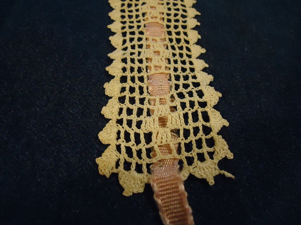 Vintage Hand Crocheted Book Mark