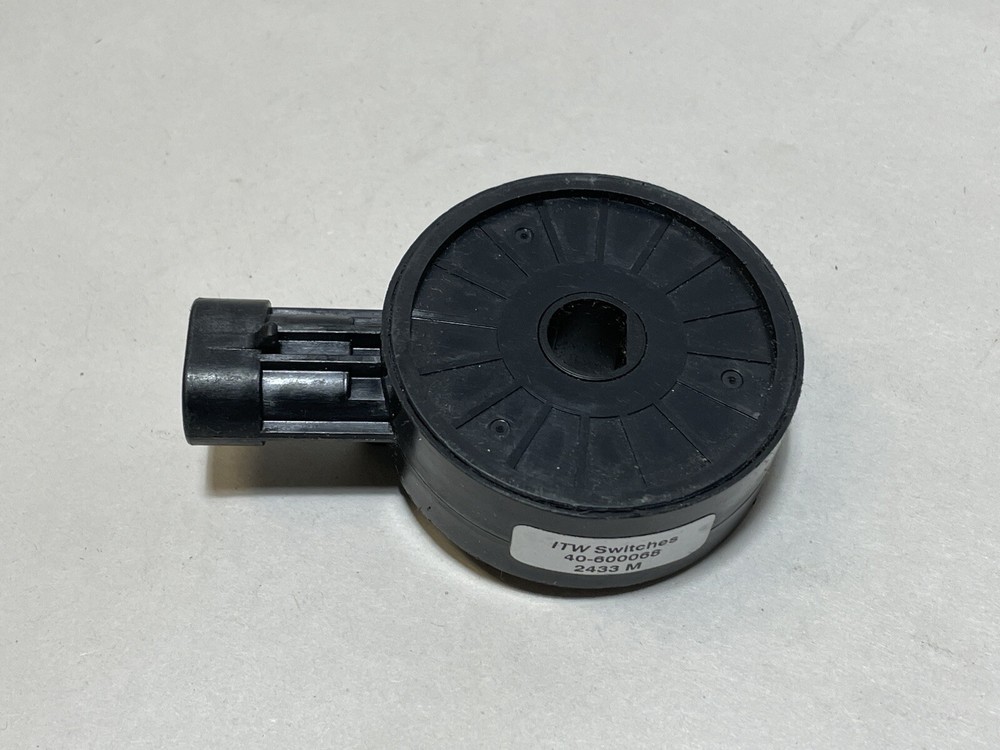 ITW Rotary Gear Case Switch 2-Pin 40-600068