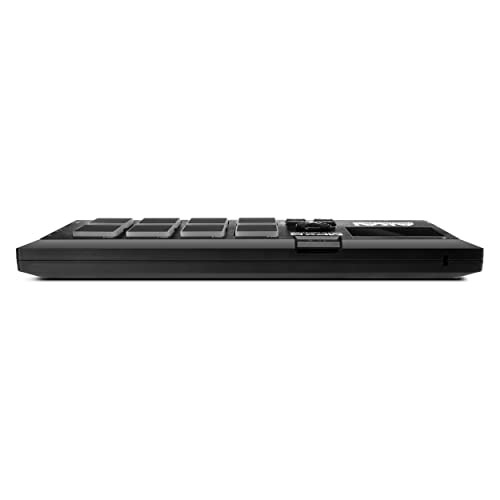 Akai Professional Mpx8 Mobile Audio Midi Controller With 8 Pads Sample Player