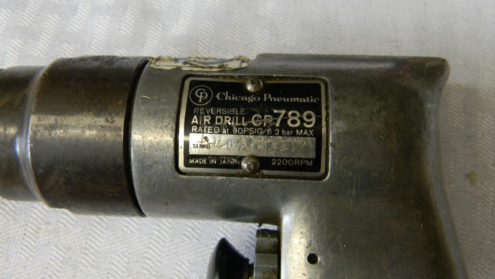 CHICAGO PNEUMATIC REVERSIBLE AIR DRILL #CP789