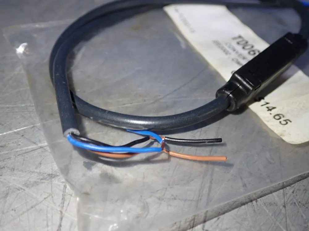 OMRON CONVERTER EE-2002